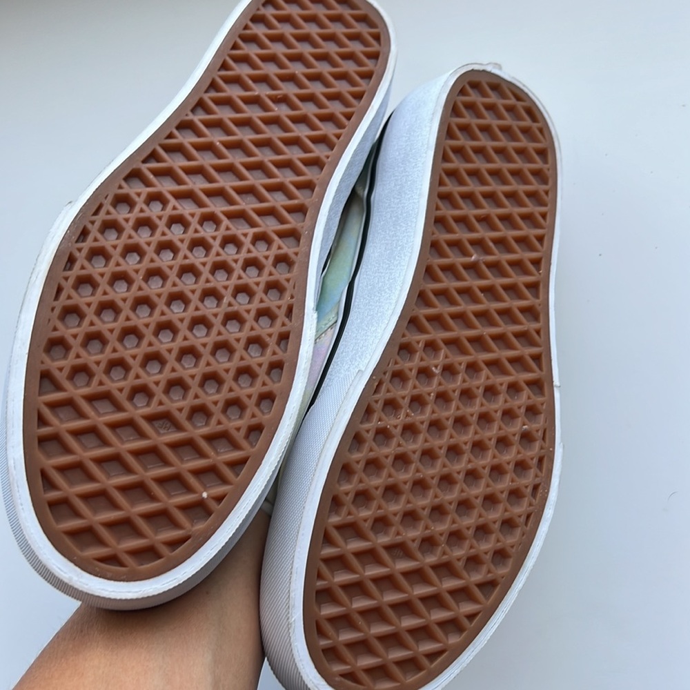 NWB Youth Classic Slip On Vans - Picture 7 of 10